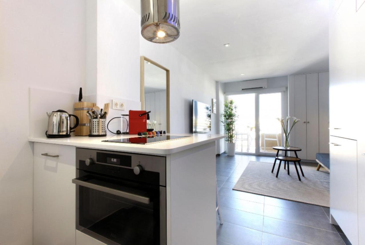 Precioso Apartamento Con Vistas Al Mar Y Piscinas Benalmádena Exterior photo
